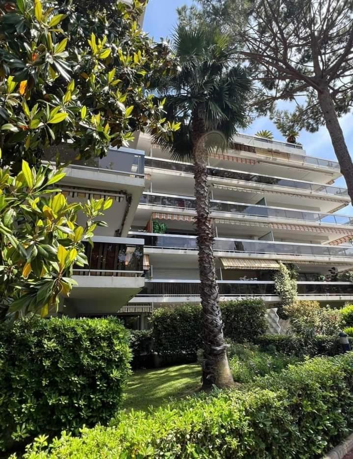 Juan Les Pins Tanit Studio Climatise Vue Sur Mer Piscine Антіб Екстер'єр фото